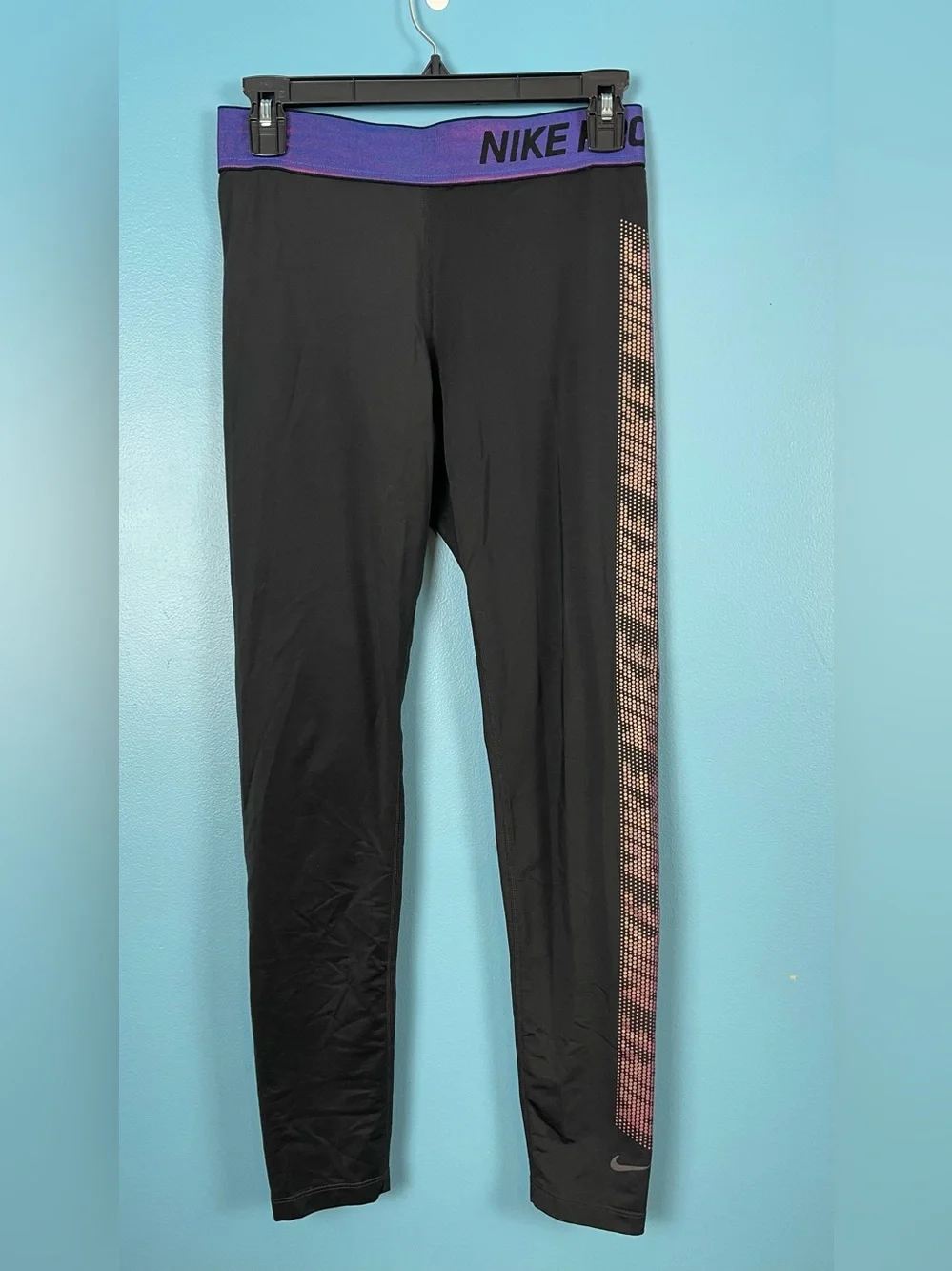 NIKE PRO “NERIEDS” tights & matching quarter zip pullover SET!! Size Medium